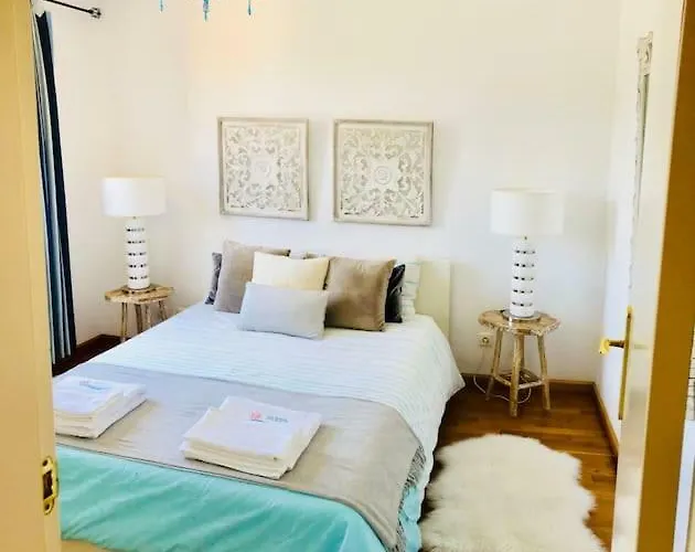 Sea Breeze Golf & Appartamento *